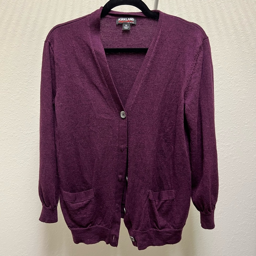 Sweater/Cardigan